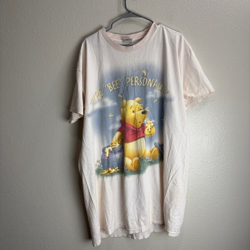 Winnie The Pooh Disney Store Type Bee Personality Vintage Shirt One Size - Picture 1 of 8